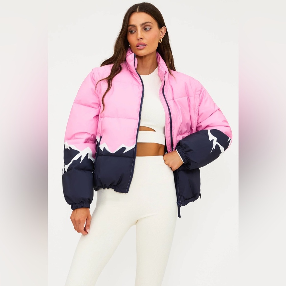 Beach riot Kris Convertible Puffer Snowy Peaks NWOT size Small